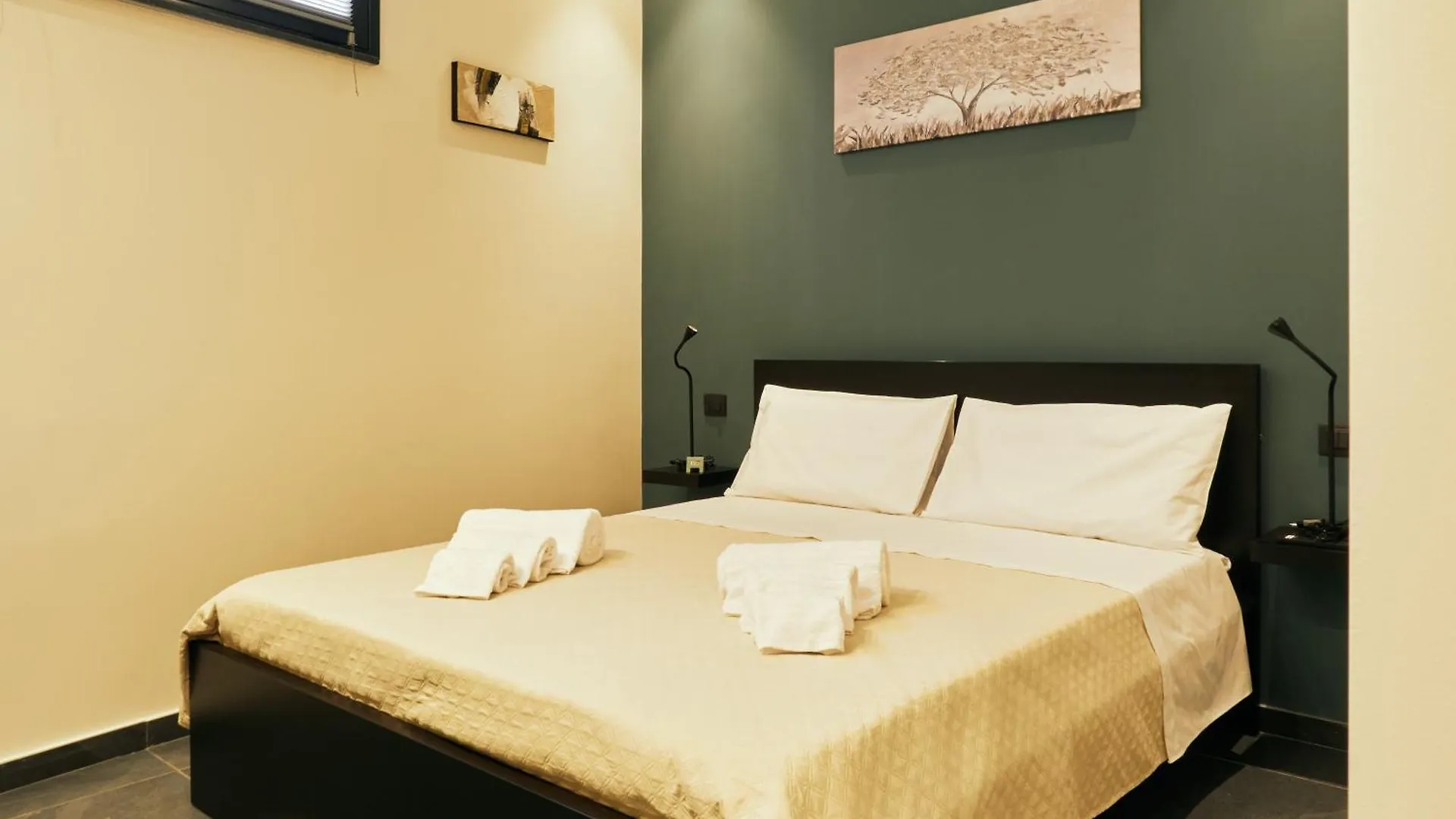 Hub Rooms Carini